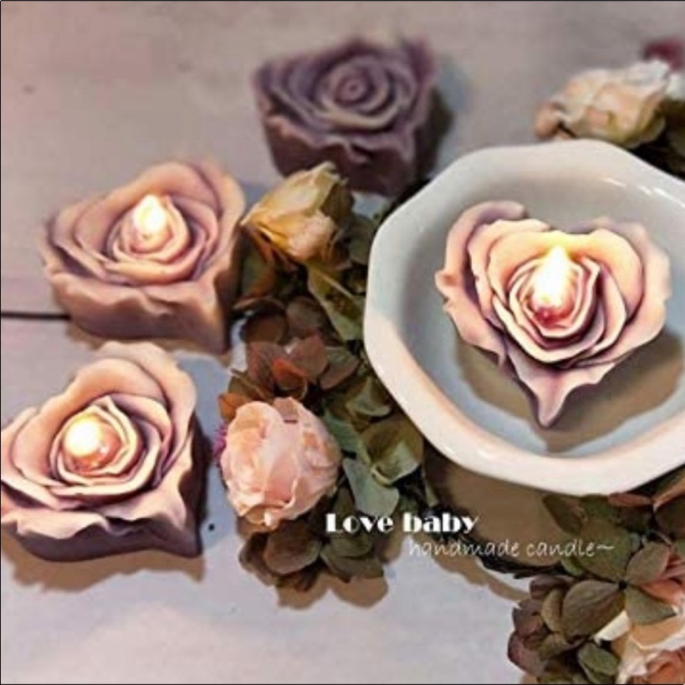 NWT Sweet Pea Heart Candles - Set of 4